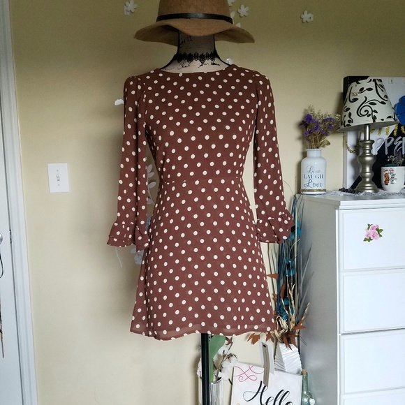 🆕️🔥Reformation Polka Dot Finch Dress🔥 - Picture 4 of 8